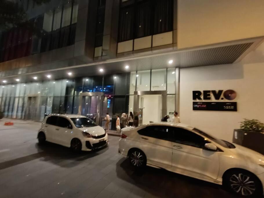 Revo - Pavilion Bkt Jalil At Vvip *